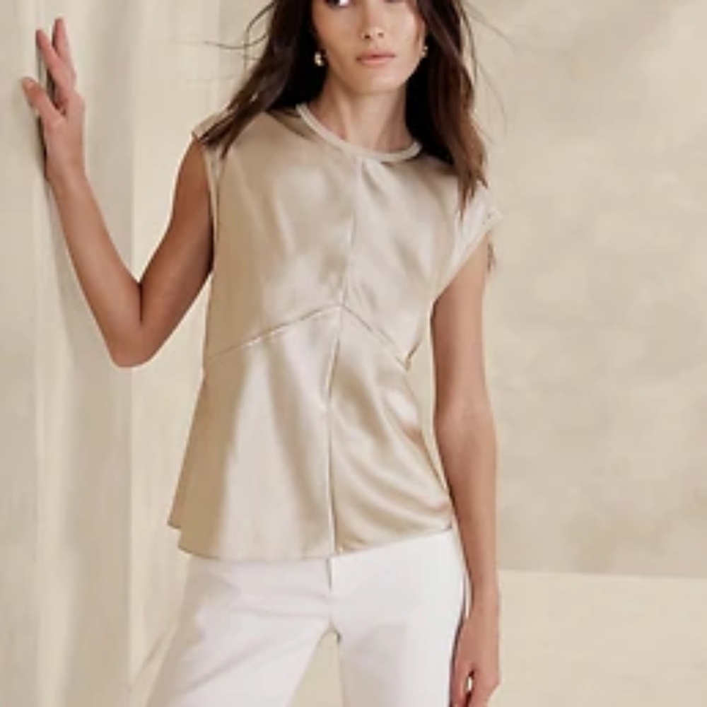 NWT Banana Republic Claudette Silk Top - Crystal Sand xs